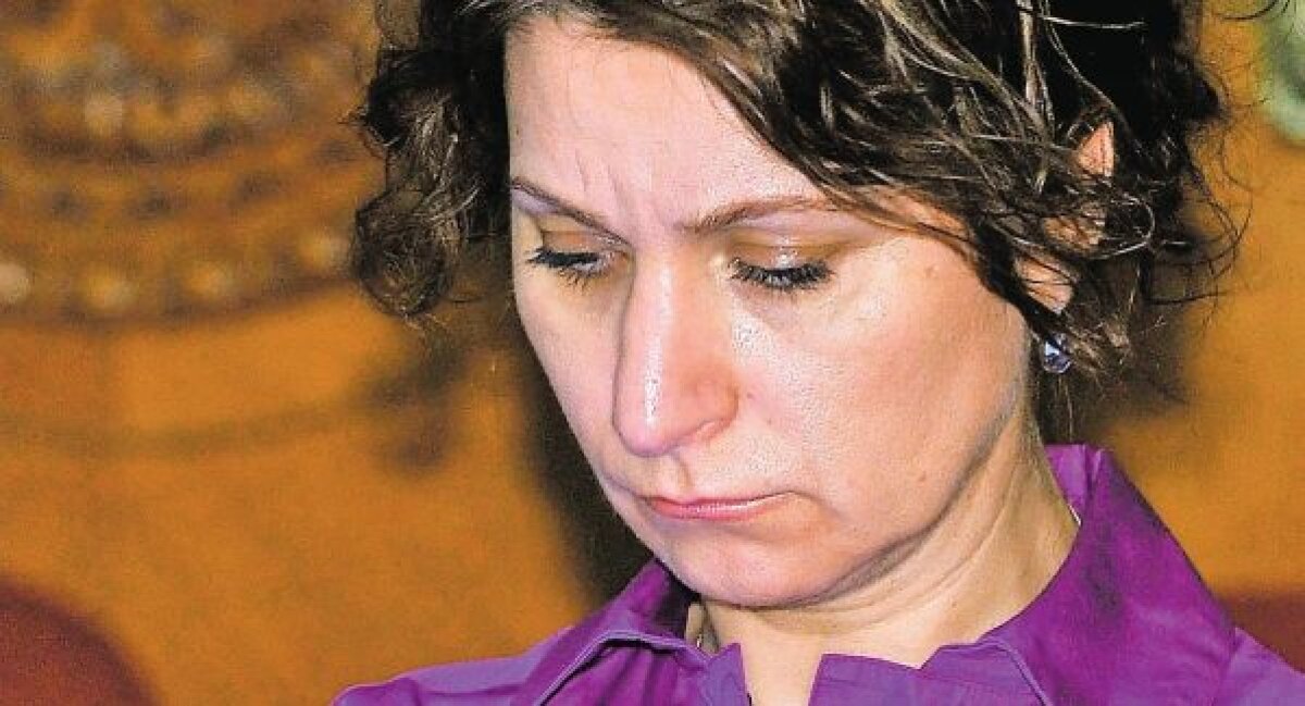 EXCLUSIV Controalele de la ANST au scos la lumină un contract ţinut secret de fostul ministru Sorina Plăcintă » 1.665.173 de euro. Cadou!