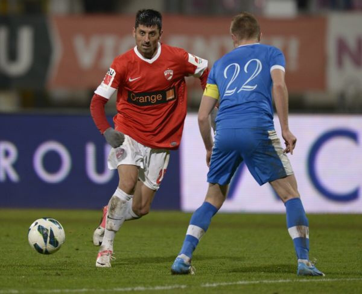 VIDEO + FOTO Distracţie de serviciu » Dinamo începe să respire să respire sub bagheta "Neamţului" după 4-2 cu Severin