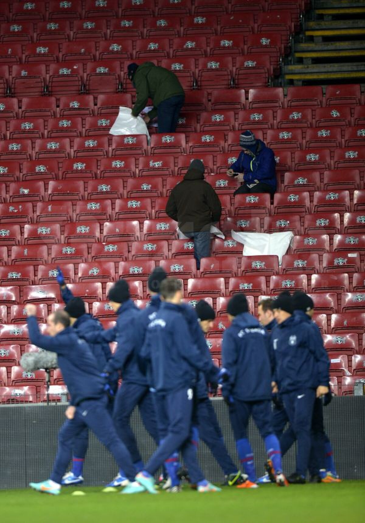 FOTO Nemulţumiţi de gazon » Steliştii s-au antrenat la Copenhaga