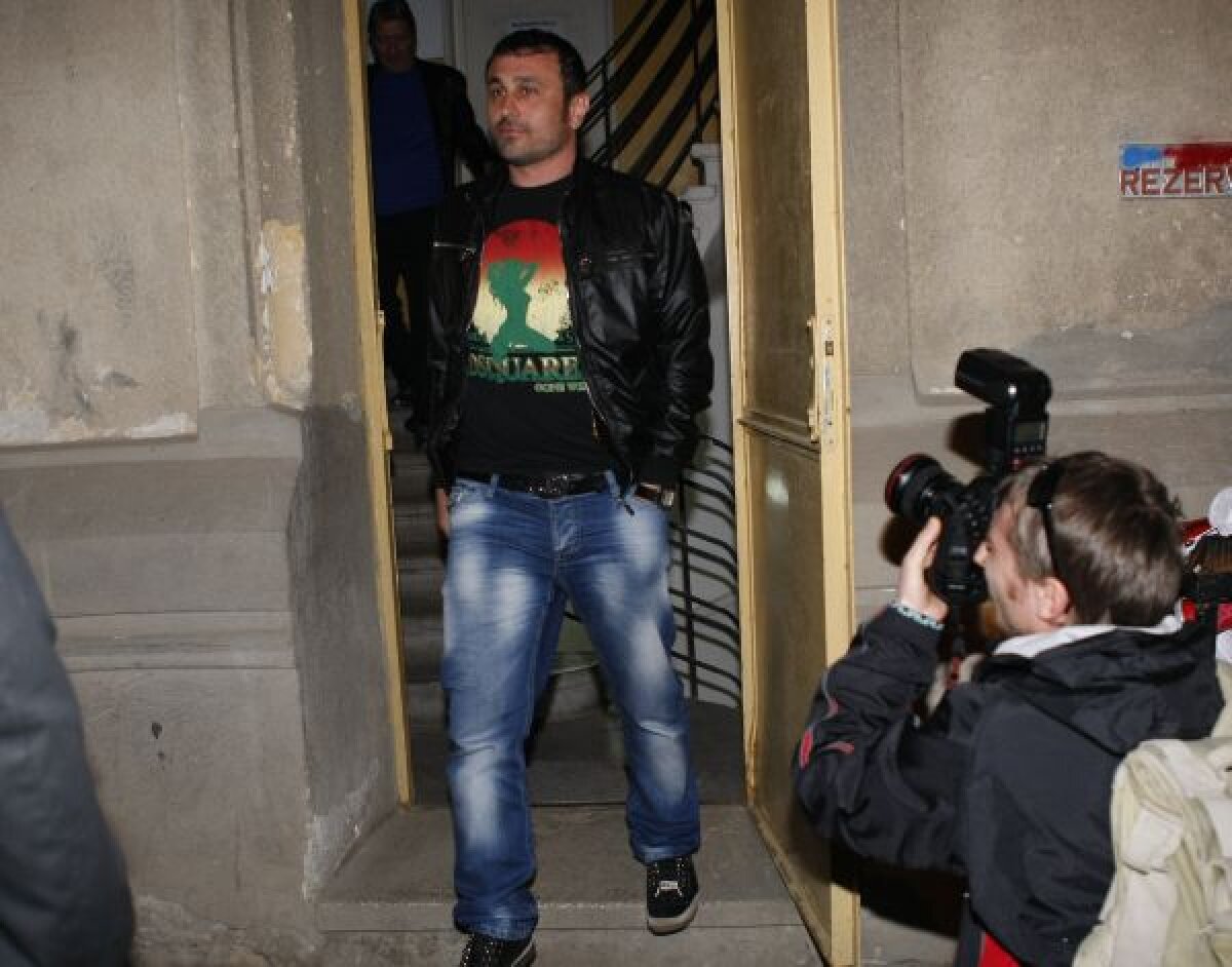 Condamnări pe patru roţi » 5 ani cu executare pentru Cristi Munteanu şi 3 ani cu suspendare la Mărgăritescu în "cazul maşinilor de lux furate"