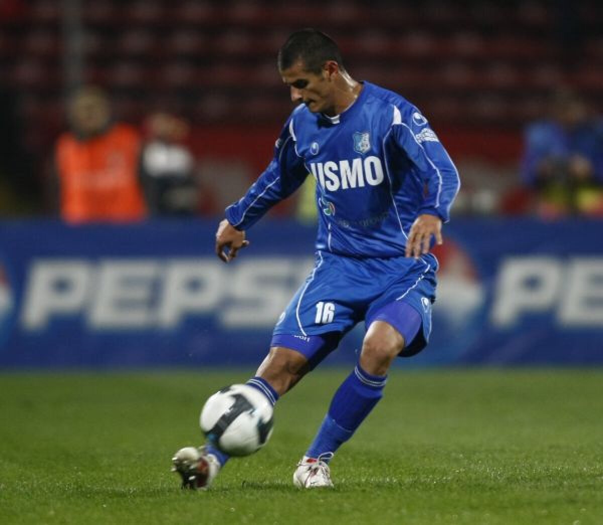 VIDEO Ger de la Rusu » Pandurii au scăpat victoria cu Gaz Metan la ultima fază a meciului