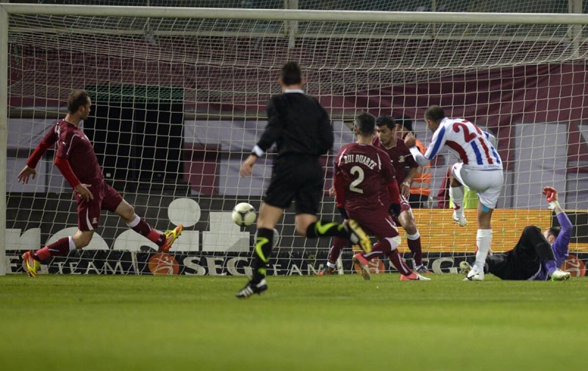 VIDEO Apocalipsa, varianta Giuleşti » Rapid a deschis scorul, a egalat pentru 2-2, dar a rămas în zece oameni şi a pierdut în agonie