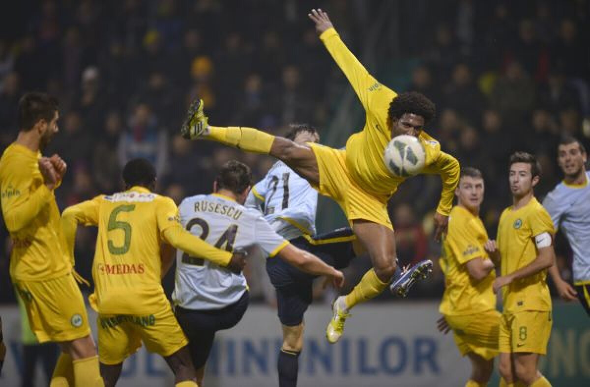 VIDEO Punct controversat » Chiajna a obţinut un 1-1 la Constanţa cu un gol din ofsaid şi un penalty neacordat Viitorului