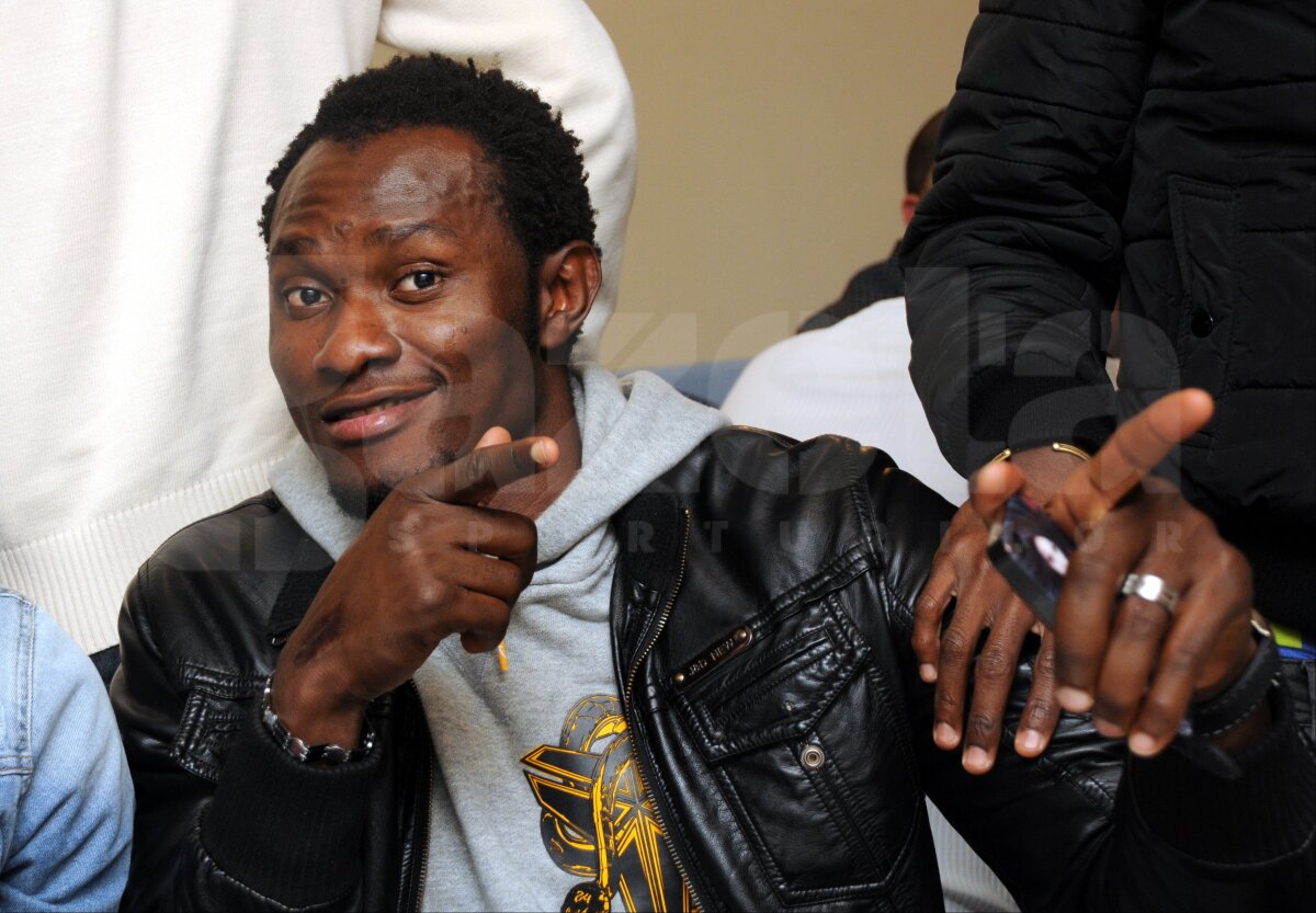 FOTO Nu doar Steaua petrece » Imagini de la banchetul de sfîrşit de an al trupei lui Porumboiu