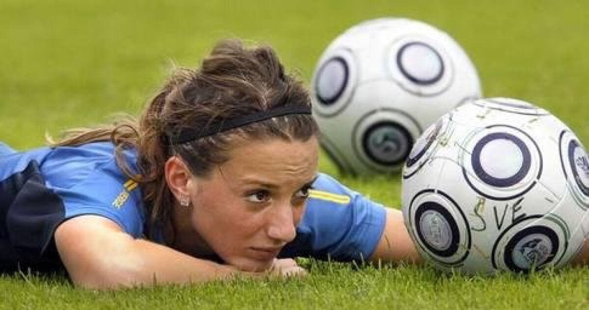 VIDEO La Belle Zlatan » Ea e varianta feminină a lui Ibrahimovici