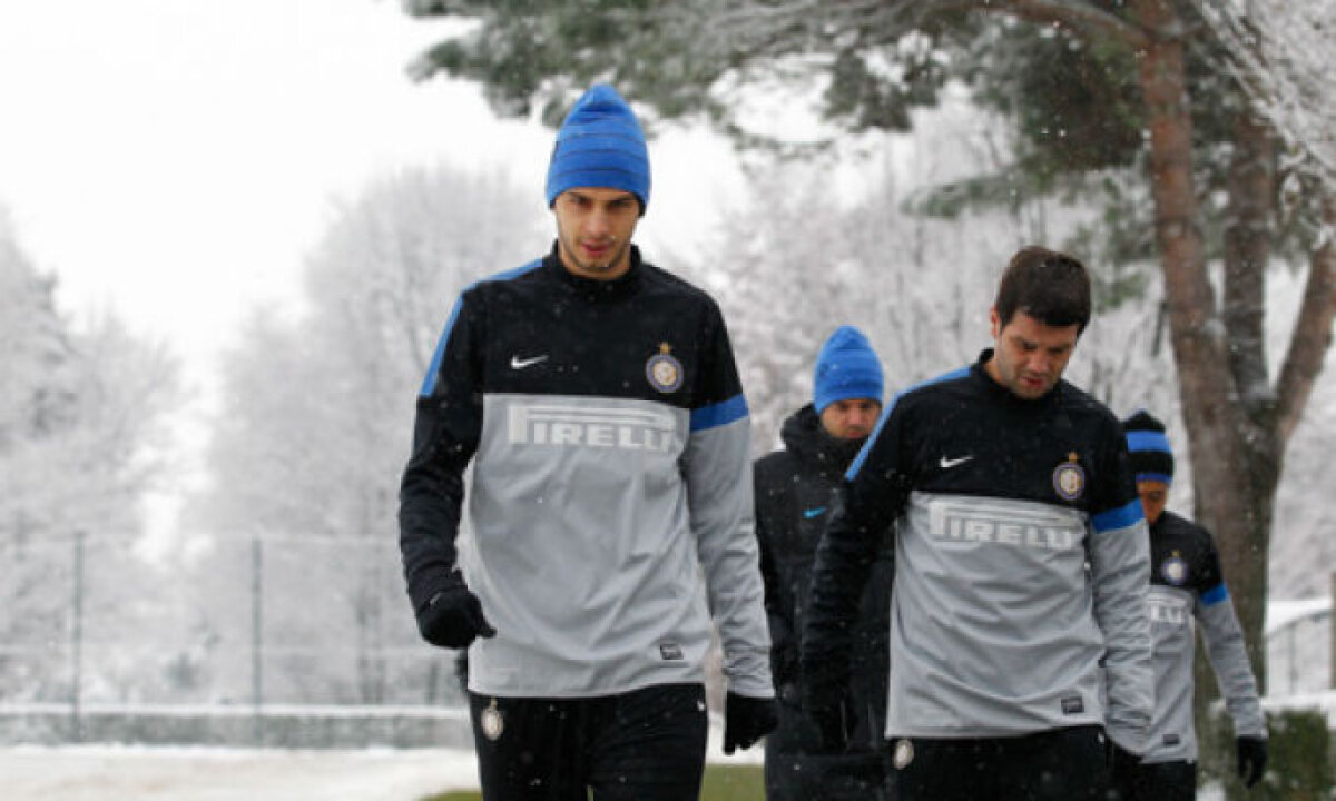 FOTO Zăpada l-a întristat pe Chivu la antrenamentul lui Inter » Unul dintre coechipieri s-a distrat de minune :)