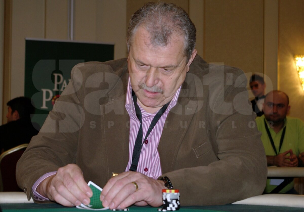 Galerie FOTO Gina Pistol şi-a găsit o nouă pasiune: i-a învins la poker pe Helmuth Duckadam şi pe Alexandru Piţurcă