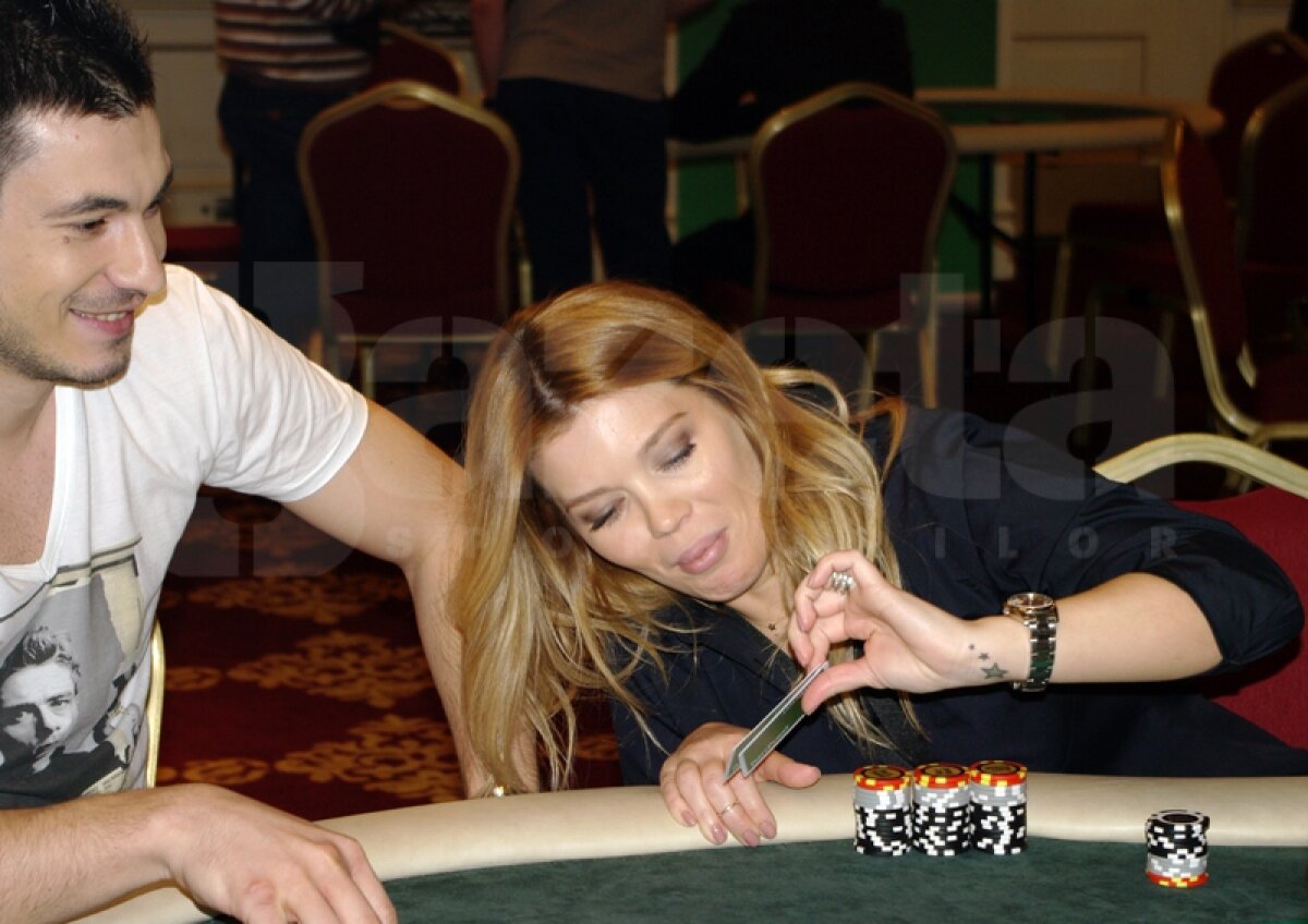 Galerie FOTO Gina Pistol şi-a găsit o nouă pasiune: i-a învins la poker pe Helmuth Duckadam şi pe Alexandru Piţurcă