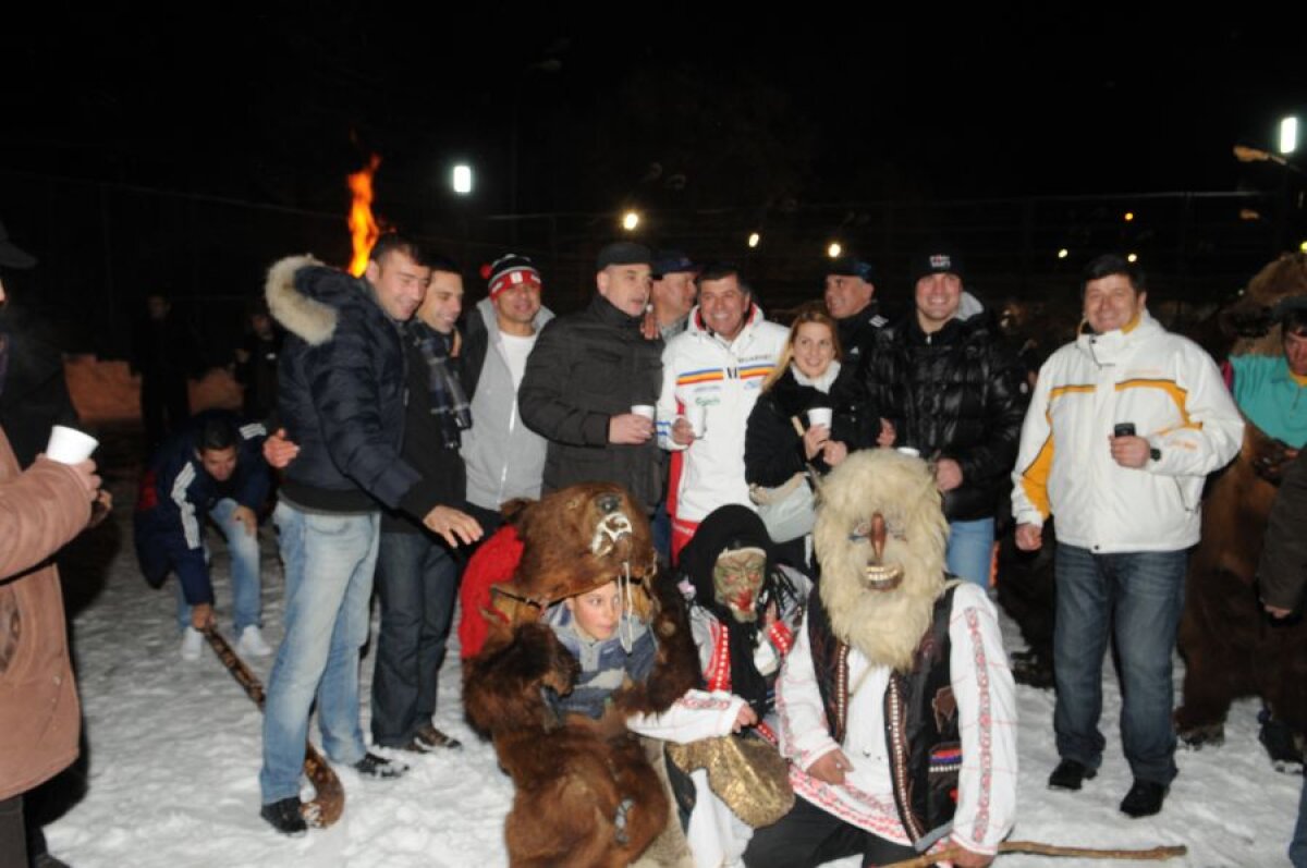 FOTO Cum e să joci fotbal contra unei echipe formate din Bute, Ganea sau Iftimoaie? Dodel Tănase a aflat :D