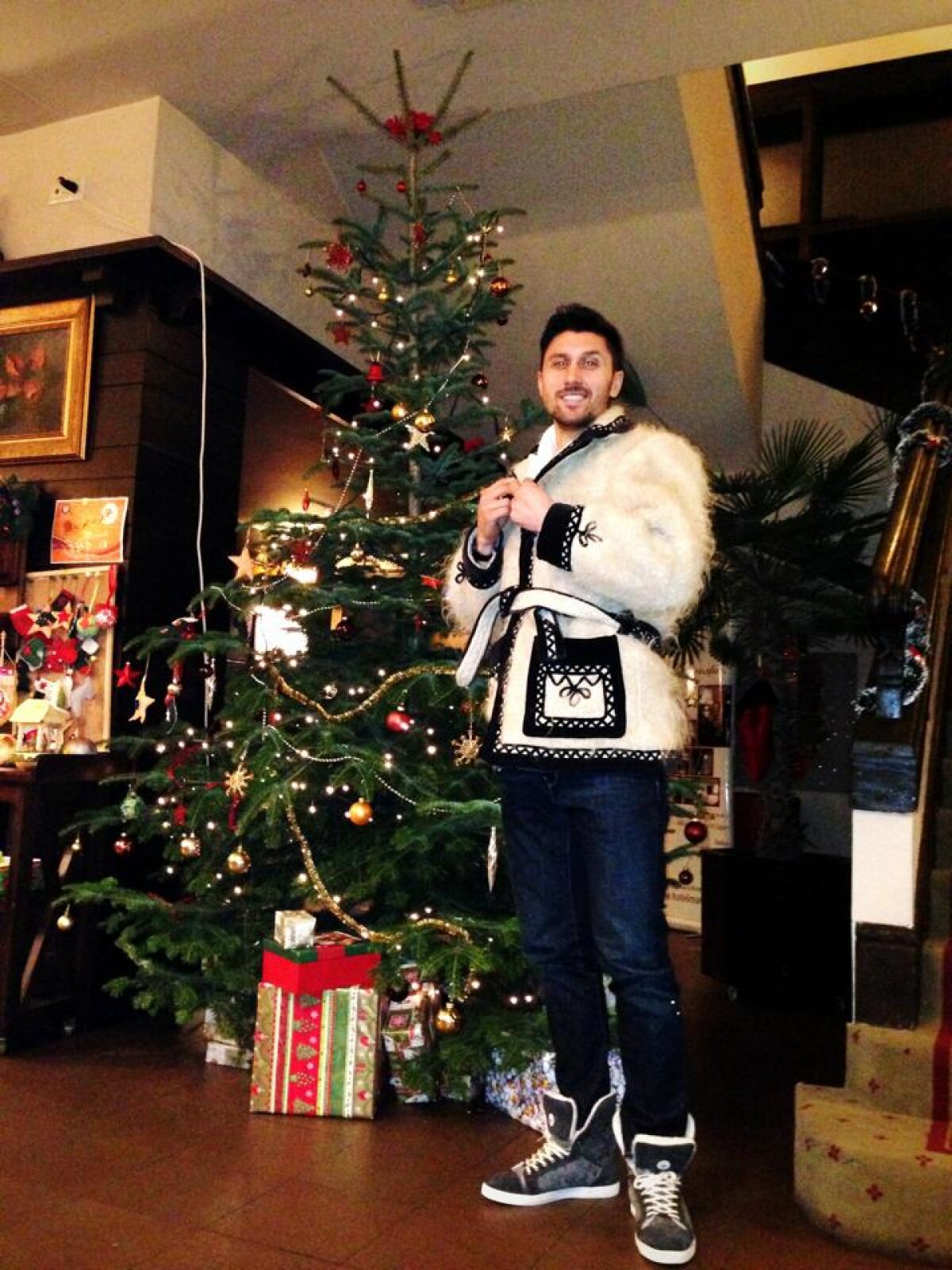 Vacanţă cu măşti » Marica şi Chivu şi-au petrecut Crăciunul în Maramureş