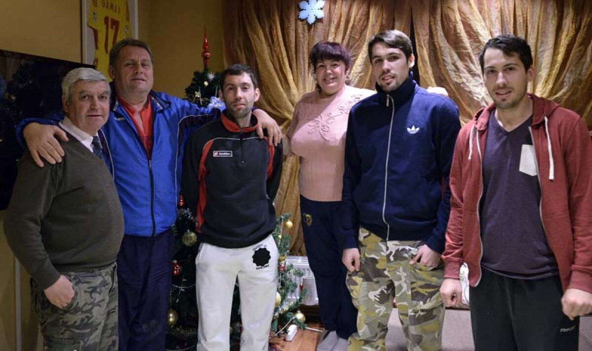 FOTO Găman ia la ţintă un fazan! » Stoperul Astrei a ieşit la o partidă de vînătoare înainte de începerea pregătirilor pentru retur