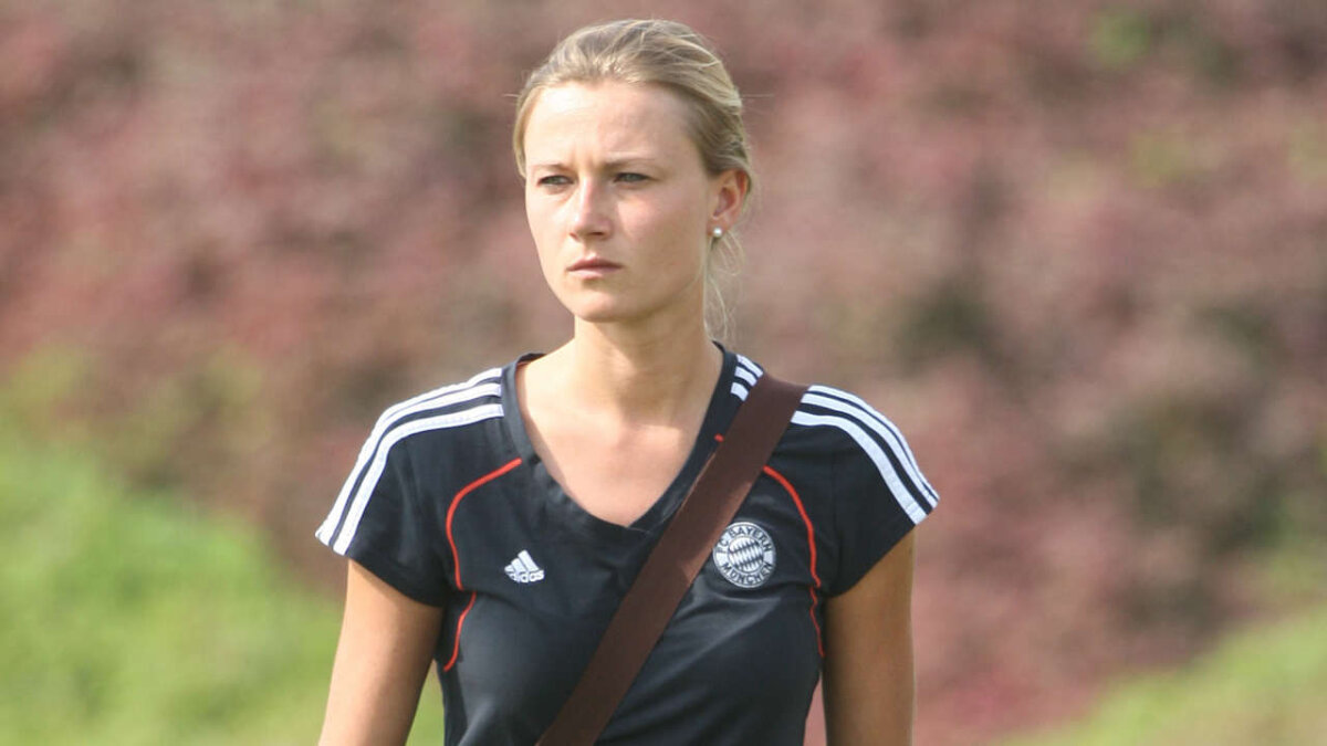 FOTO "Mache" de la Bayern » Liderul Bundesligii are un nou team manager. Omologul feminin al lui Marius Ianuli