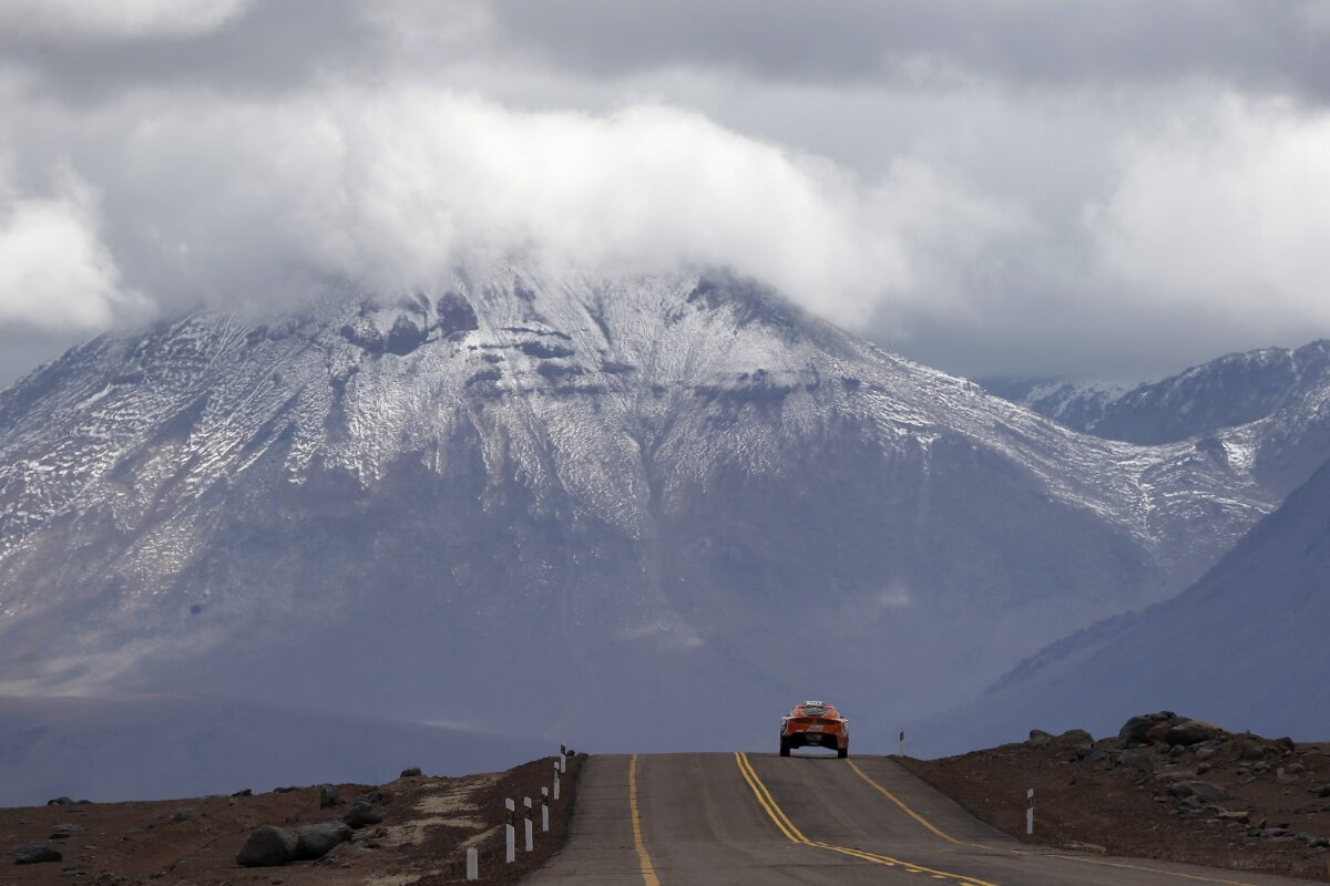 GALERIE FOTO Cele mai spectaculoase imagini de la Dakar