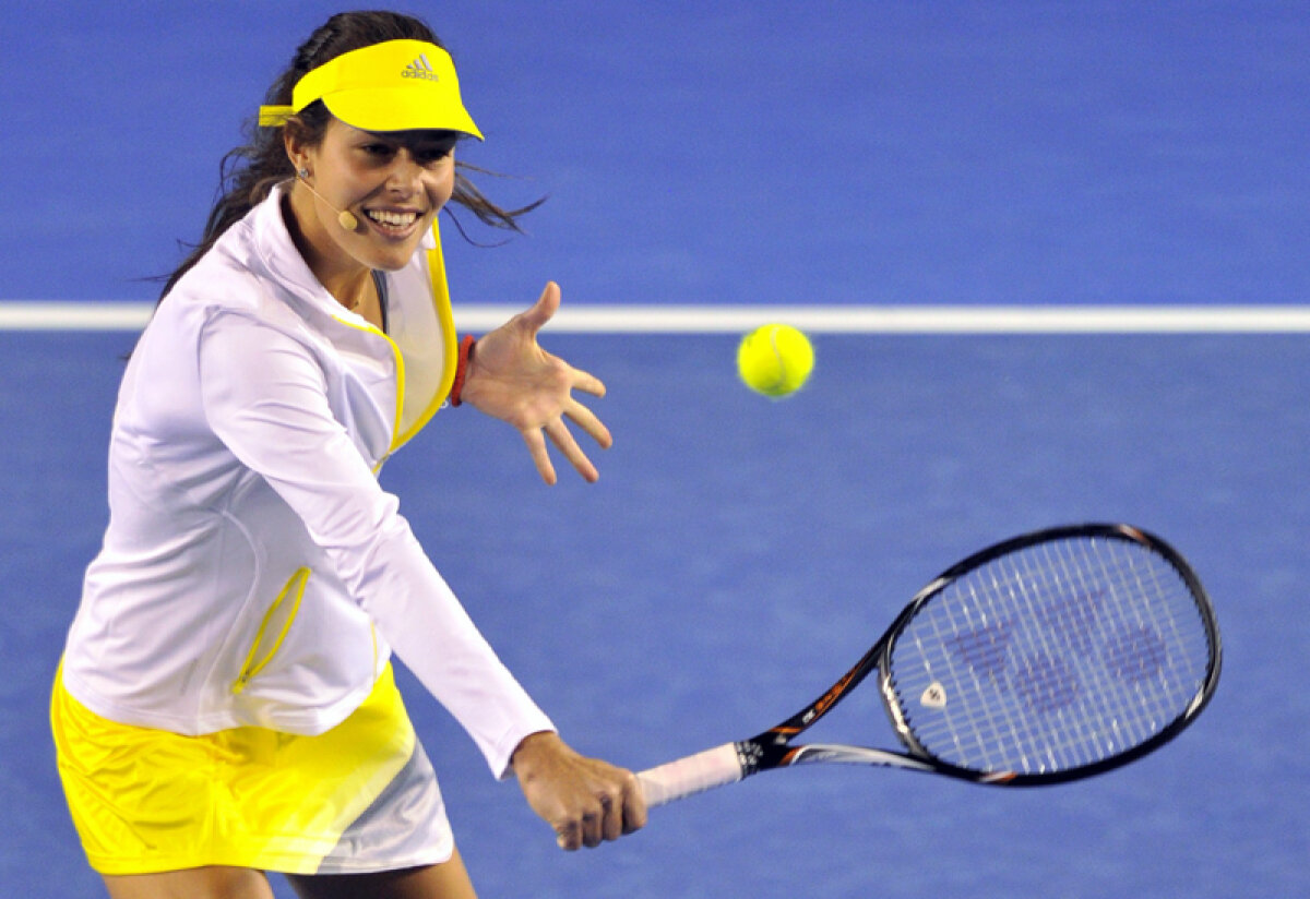 FOTO Veselie cu vedete » Numai eroi de calibru au participat la Kid's Day de la Melbourne