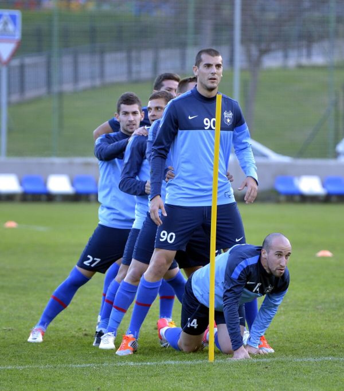 FOTO Reghe training camp » Steliştii s-au antrenat ca în armată în Marbella