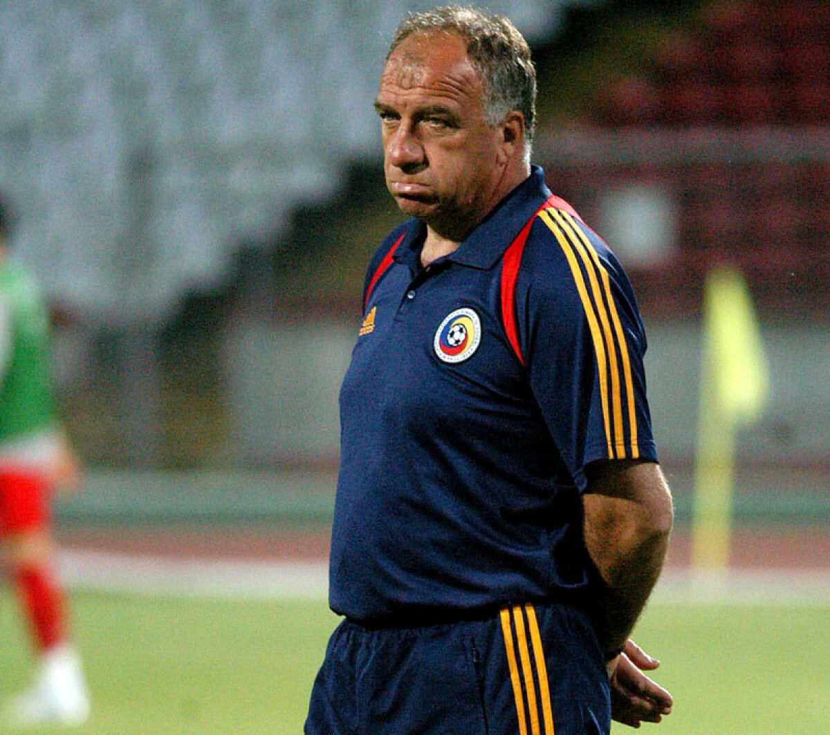 Selecţioner adus de la Ulmu! » Cine sînt antrenorii cu care România a ratat toate turneele finale din 2012