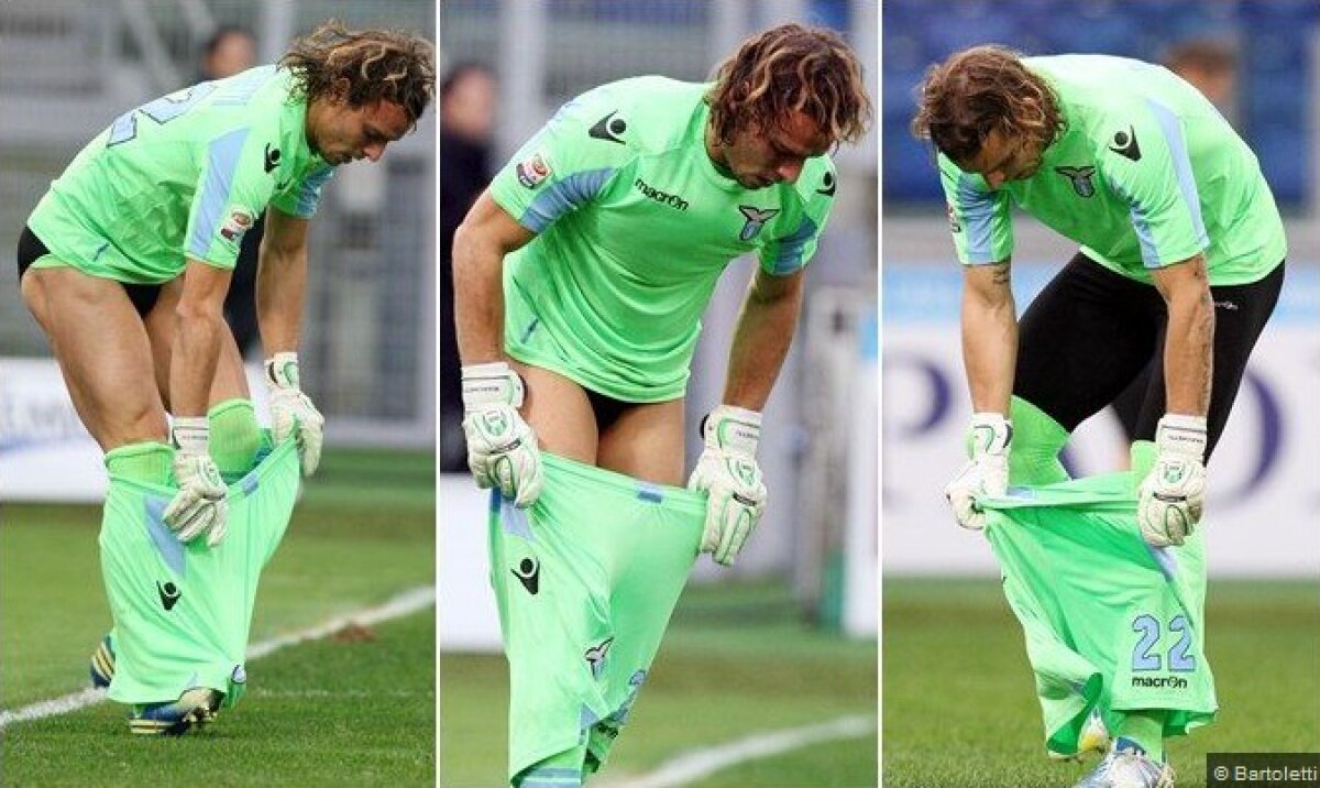 FOTO Striptease cu Marchetti » Colegul lui Ştefan Radu s-a schimbat chiar la marginea terenului