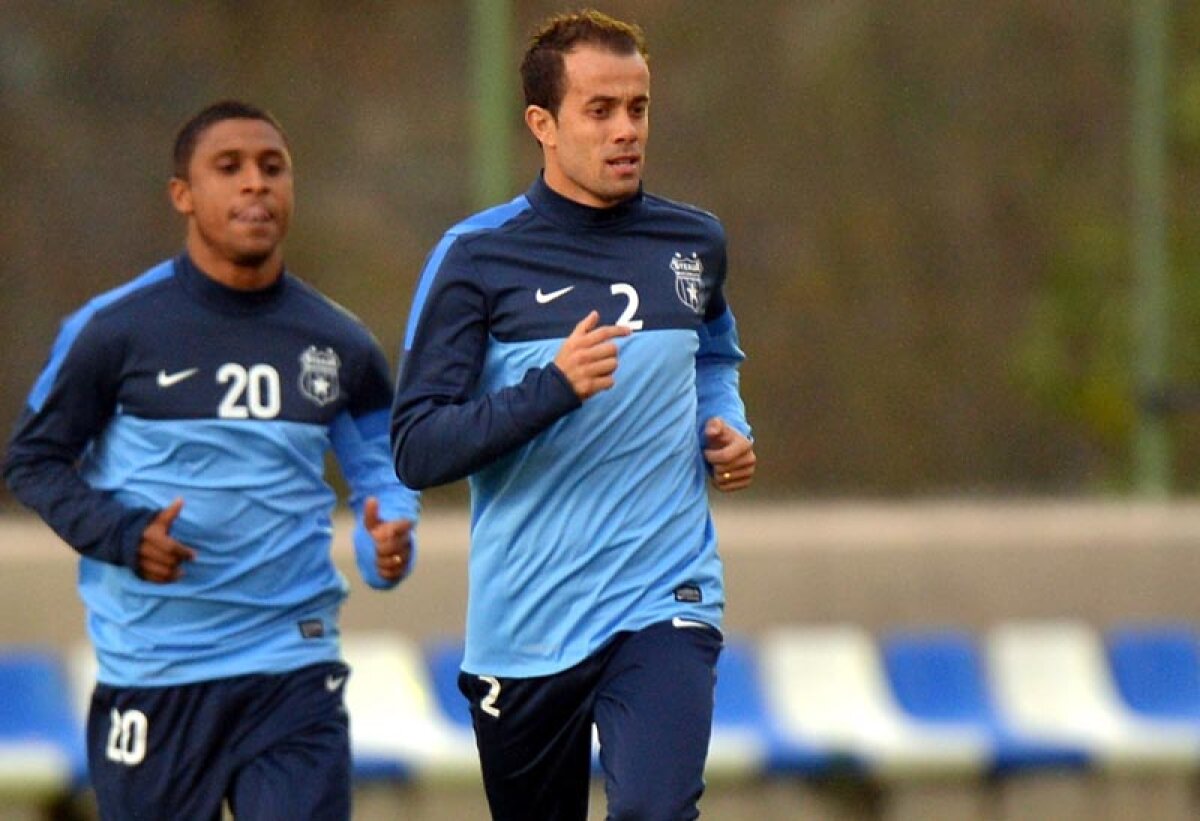 Cruz îi asigură pe fanii Stelei că va acoperi gaura din defensivă: "Rezolv eu! » În ce condiţii rămîne la echipă