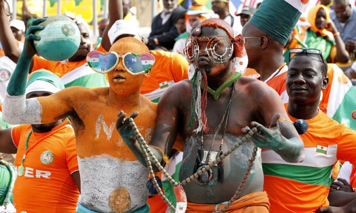 FOTO Parfumul candid al Africii feroce » Cursa pentru succesiunea Zambiei începe sîmbătă, la Johannesburg