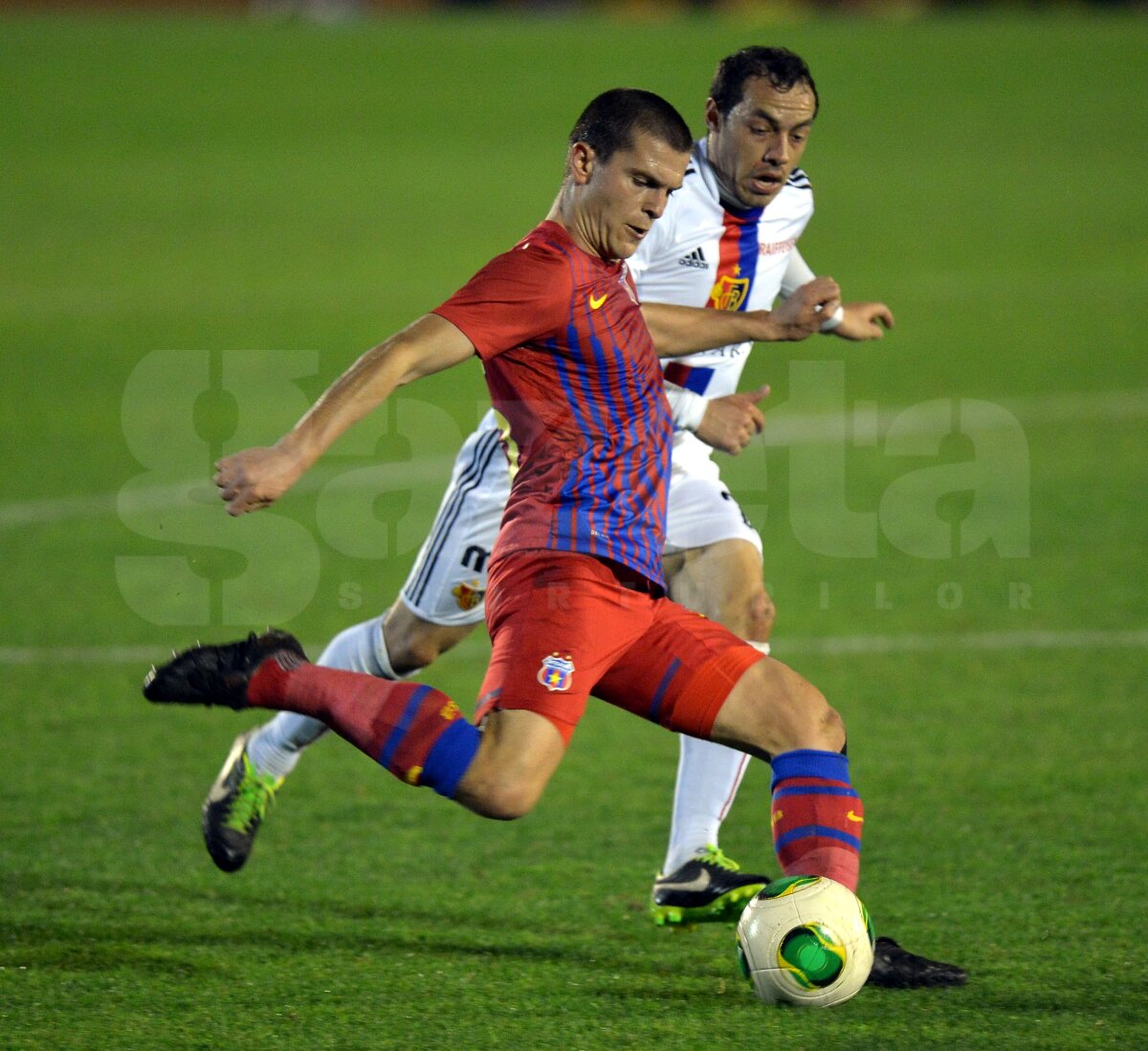 VIDEO şi FOTO Steaua - Basel 1-1 » Roş-albaştrii au fost egalaţi în ultimul minut
