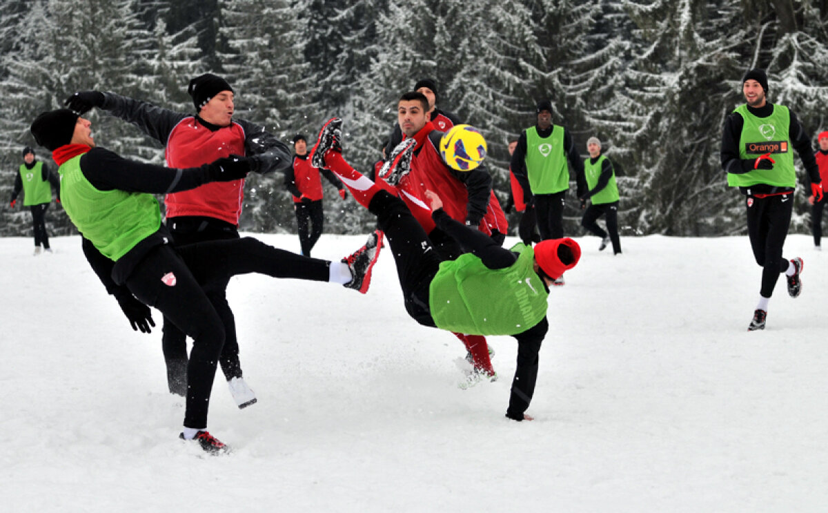 EXCLUSIV GSP Maidanul cu zăpadă » Primul meci pentru Dinamo în acest an: o miuţă pe un teren improvizat