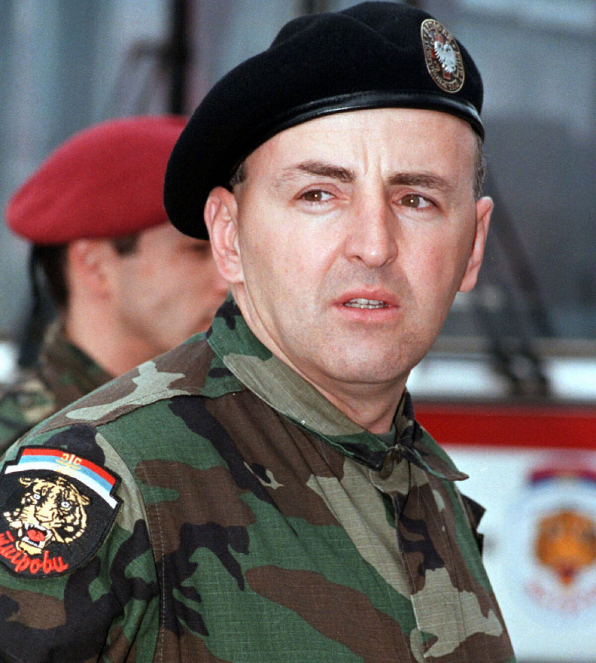 Martinovici îl asociază pe antrenorul Stelei cu un personaj dubios din Belgrad: "Reghe, ai grijă!"