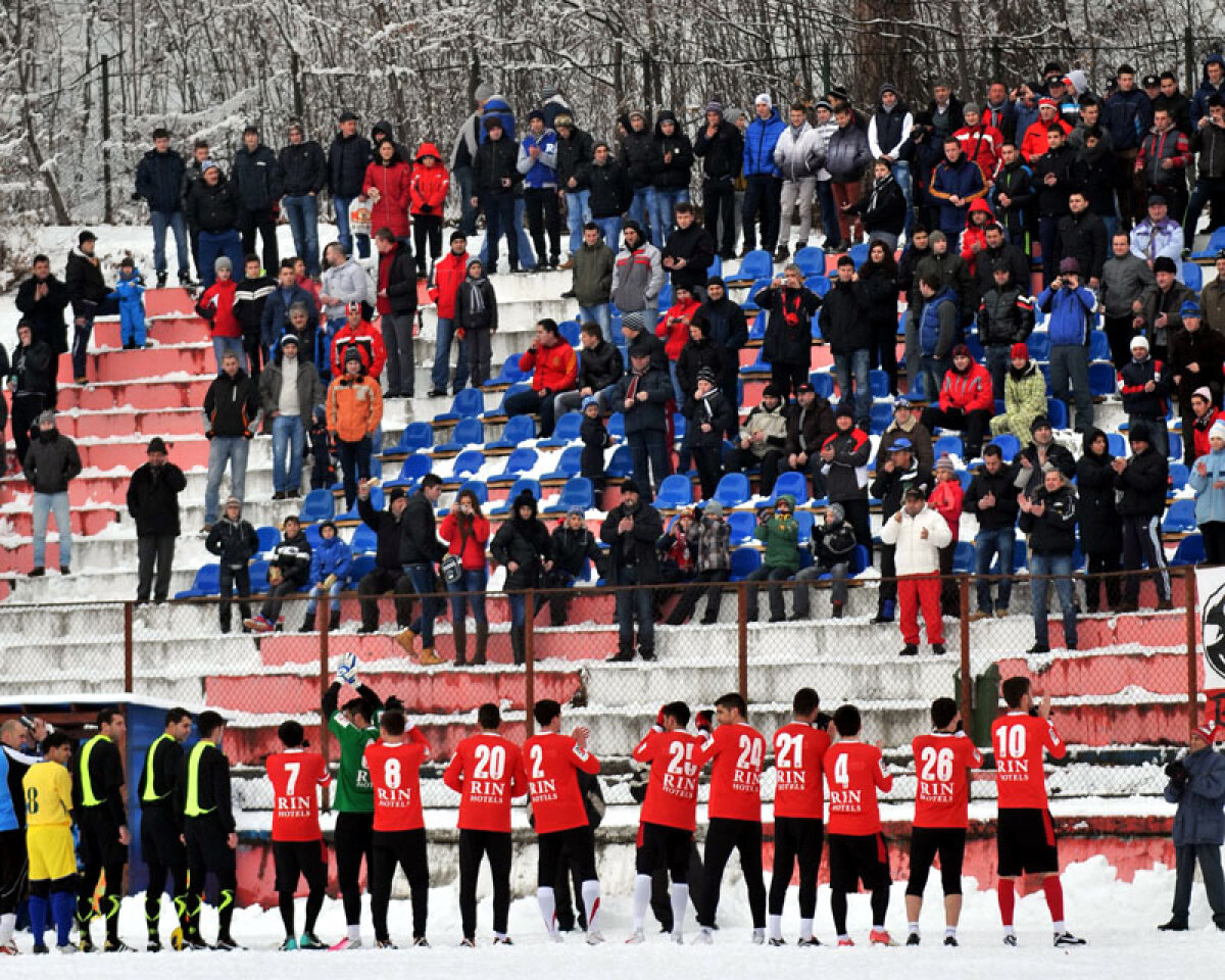 FOTO "Haita" dezlănţuită » Dinamo s-a distrat în amicalul cu FC Rîşnov, scor 8-1. Cristea a marcat o triplă