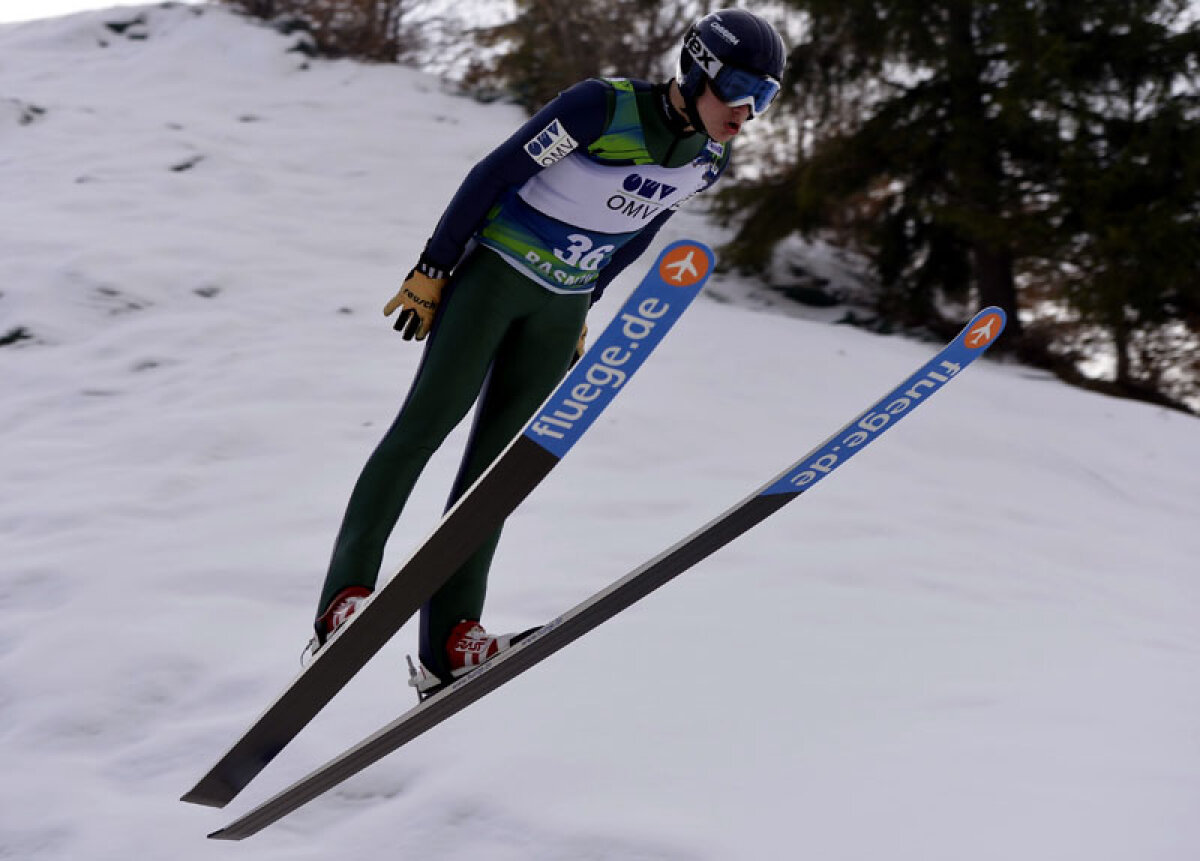 Început de poveste » Trambulinele de la Rîşnov au înregistrat o dublă premieră românească