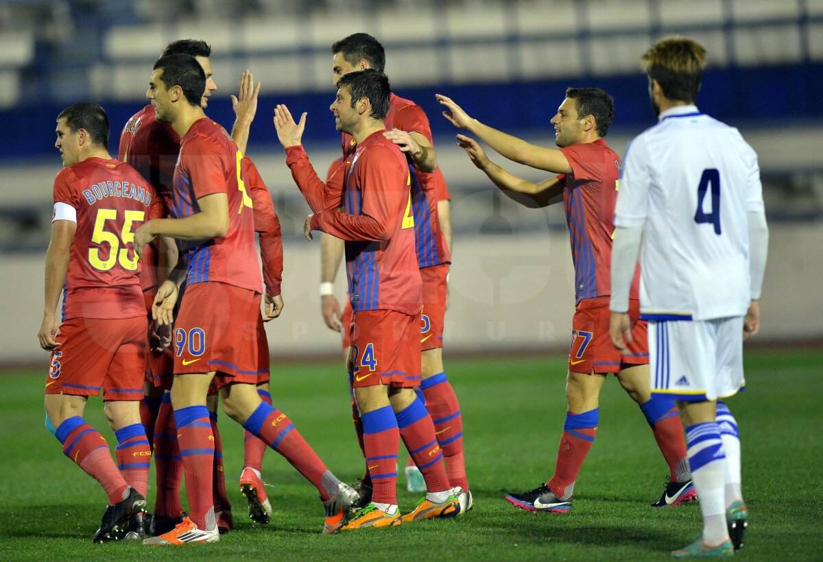 FOTO şi VIDEO Steaua - Dinamo Kiev 2-0 » Roş-albaştrii s-au impus clar în faţa vicecampioanei Ucrainei