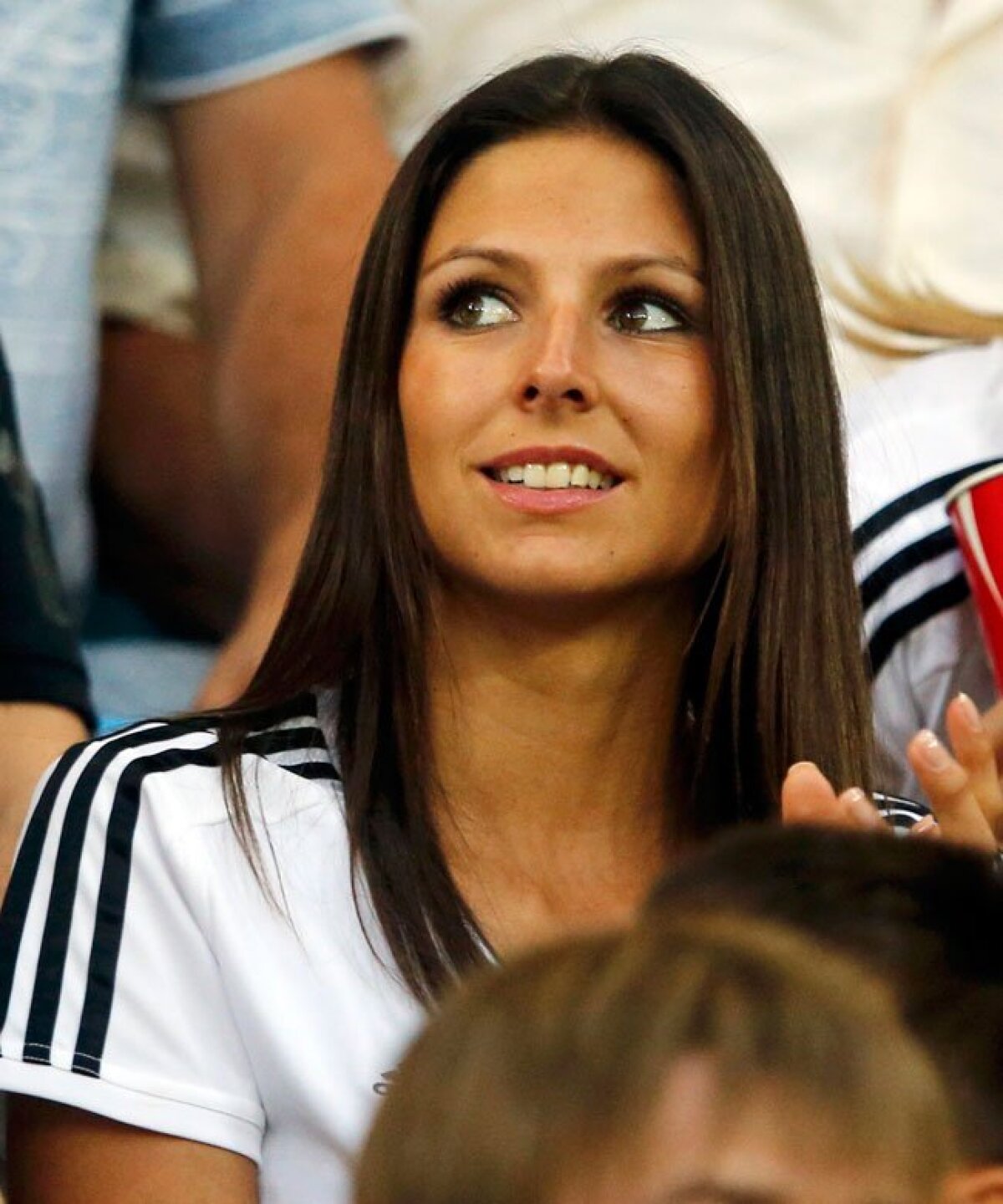 FOTO SuperMario Gomez a făcut o nouă cucerire » Paparazzii l-au surprins în vacanţa din Maldive cu un fotomodel