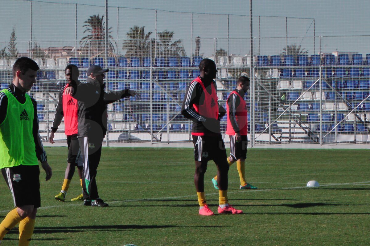 FOTO Hizo scoate untul din ei » Antrenamente dure pentru FC Vaslui în Spania