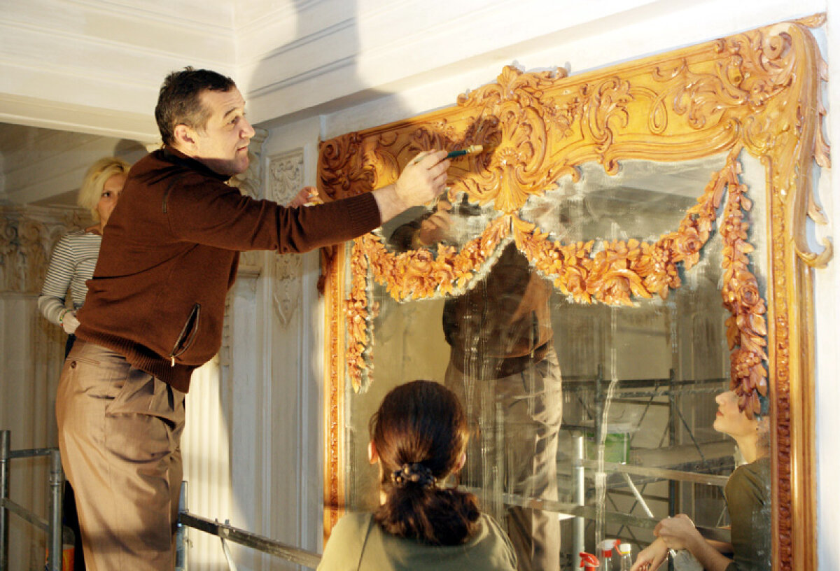 FOTO Suleymanul Stelei » Gazeta a fost acasă la Becali, în ziua în care s-au împlinit 10 ani de cînd i-a preluat pe roş-albaştri