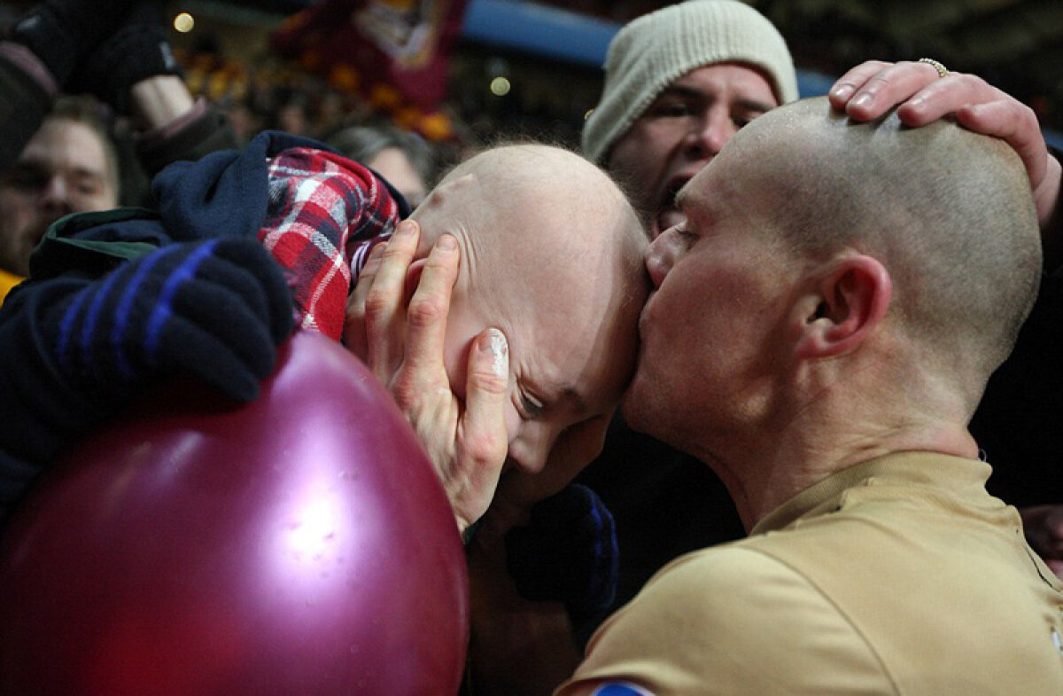 10.000 de euro pentru 11 ”cocoşi” eroi » Bradford joacă o finală după 102 ani! Cupa Ligii îi aşteaptă pe Wembley