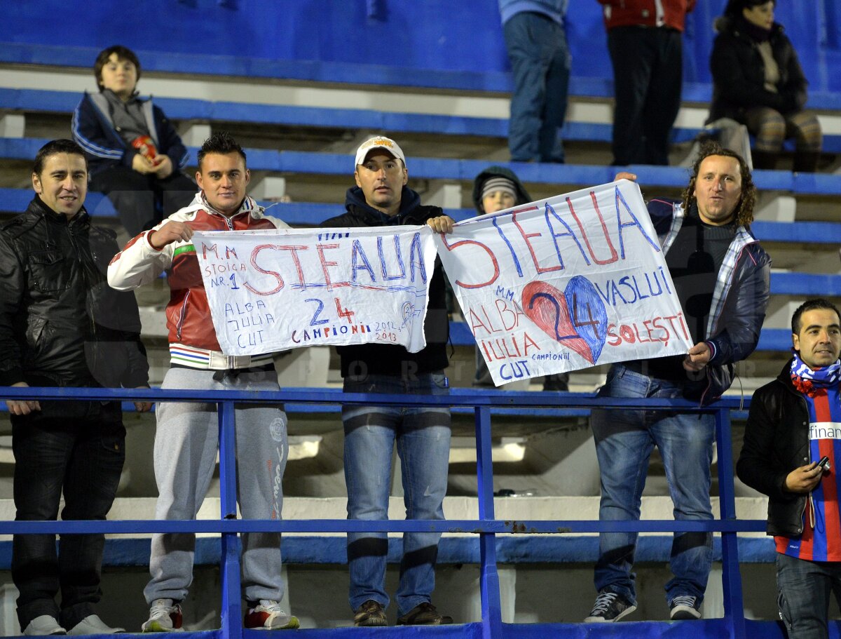 FOTO Imagini de la ultimul amical al Stelei din Marbella » Rîpă a debutat în tricoul roş-albaştrilor