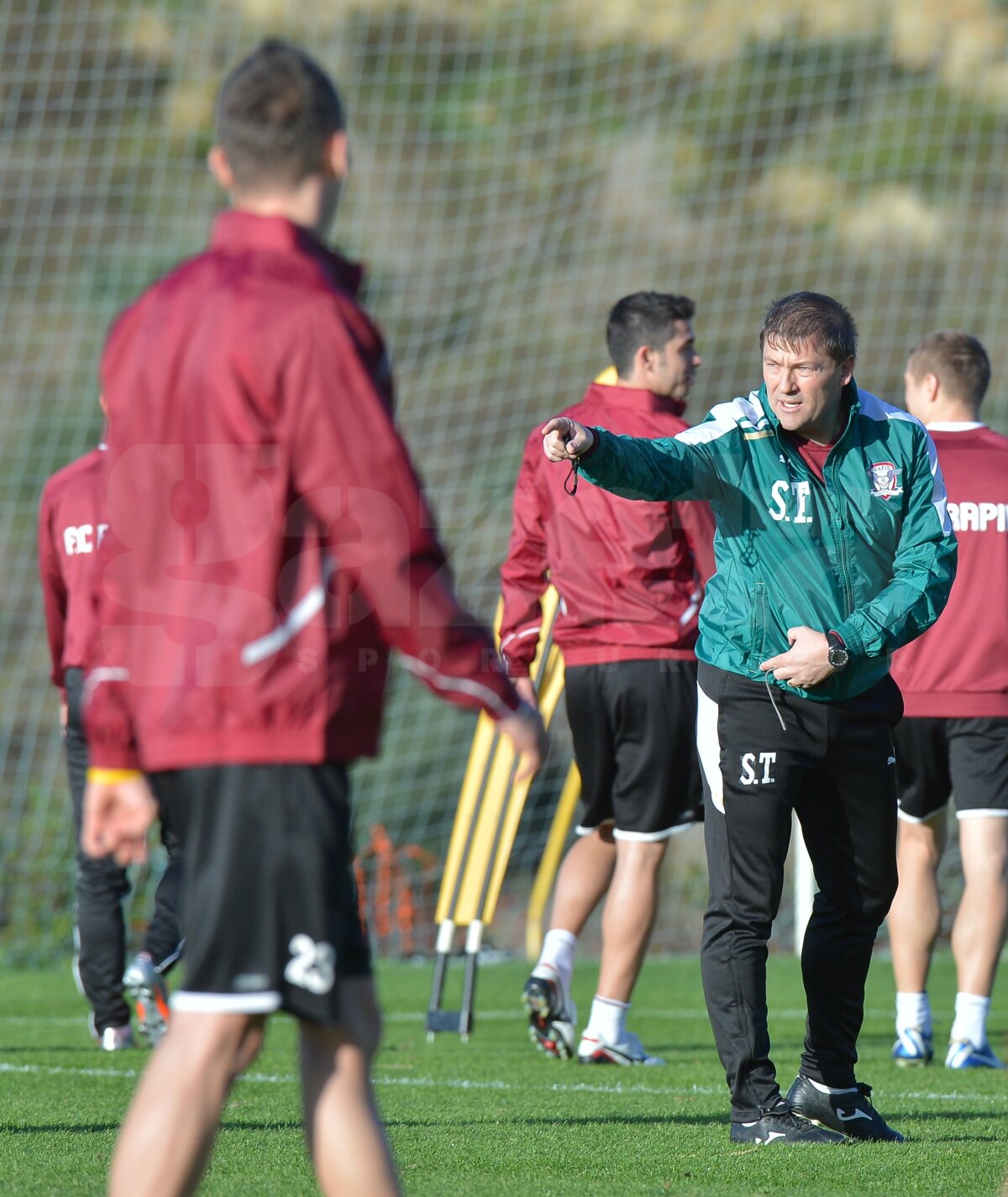 FOTO Pancu, ghidul rapidiştilor în Spania » Giuleştenii vor juca diseară cu Dnepr, ora 19:00, liveTEXT pe GSP.ro