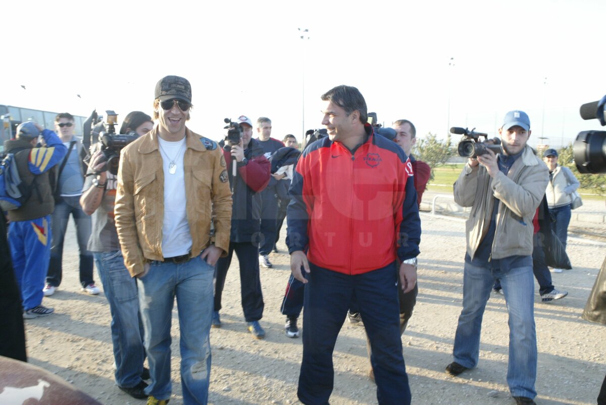 Duckadam despre un fost portar controversat al Stelei: "Carlos era nebun, dar era bun"