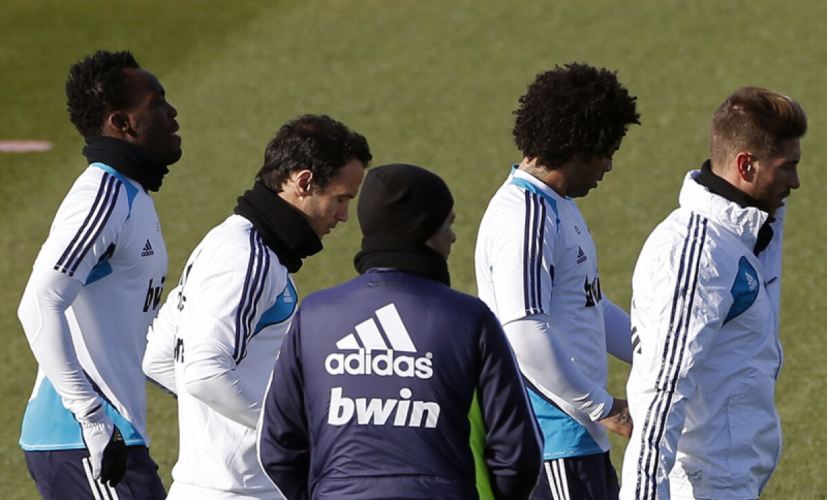 Roberto Carlos a plecat la Madrid pentru a negocia transferul unui galactic de la Real