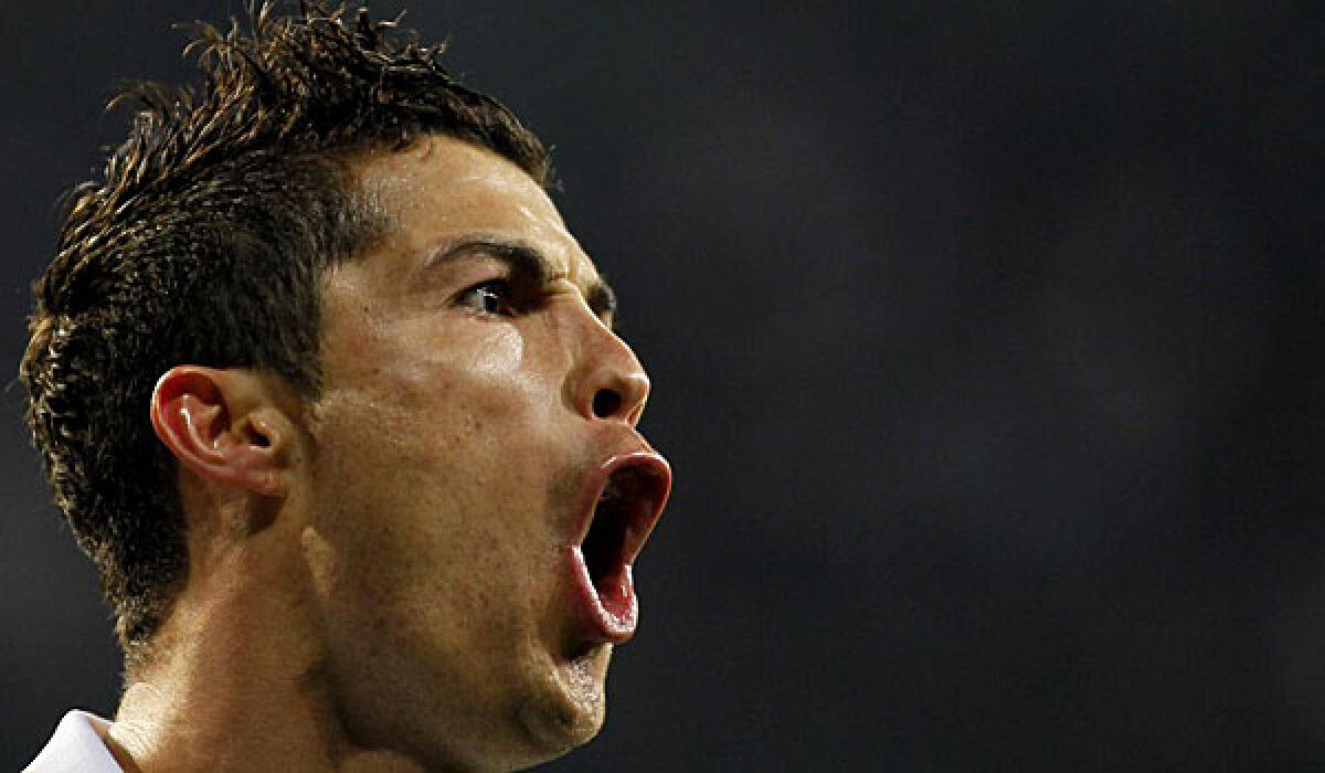 GALERIE FOTO ”El Clasico” în cifre şi cele mai tari imagini din confuntările Real-Barcelona în Cupa Regelui