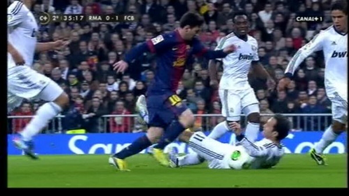 FOTO şi VIDEO Faze controversate în "El Clasico" » Real Madrid şi FC Barcelona au cerut cîte un penalty