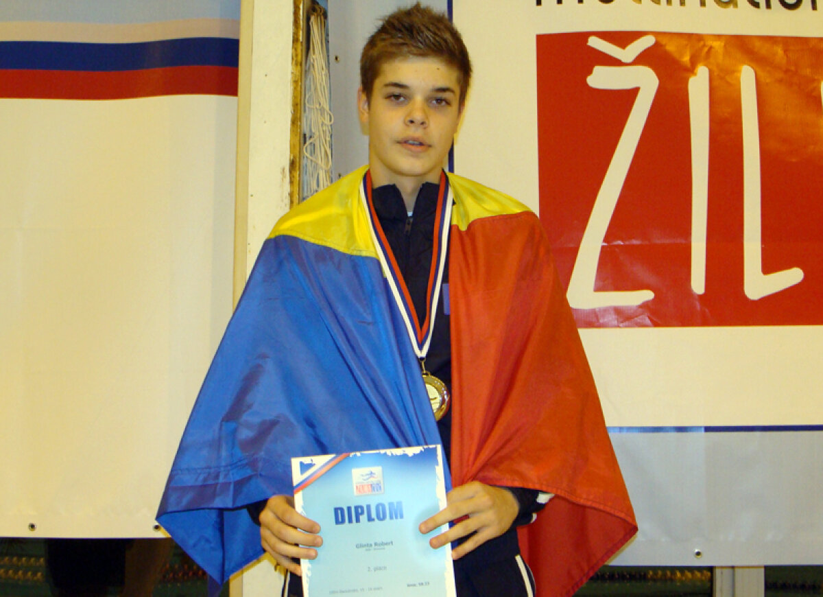 Micul Phelps » Robert Andrei Glinţă e marea speranţă a înotului masculin românesc