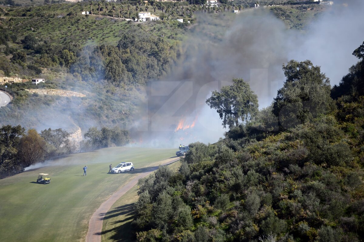 GALERIE FOTO Incendiu de proporţii lîngă hotelul lui CFR Cluj!