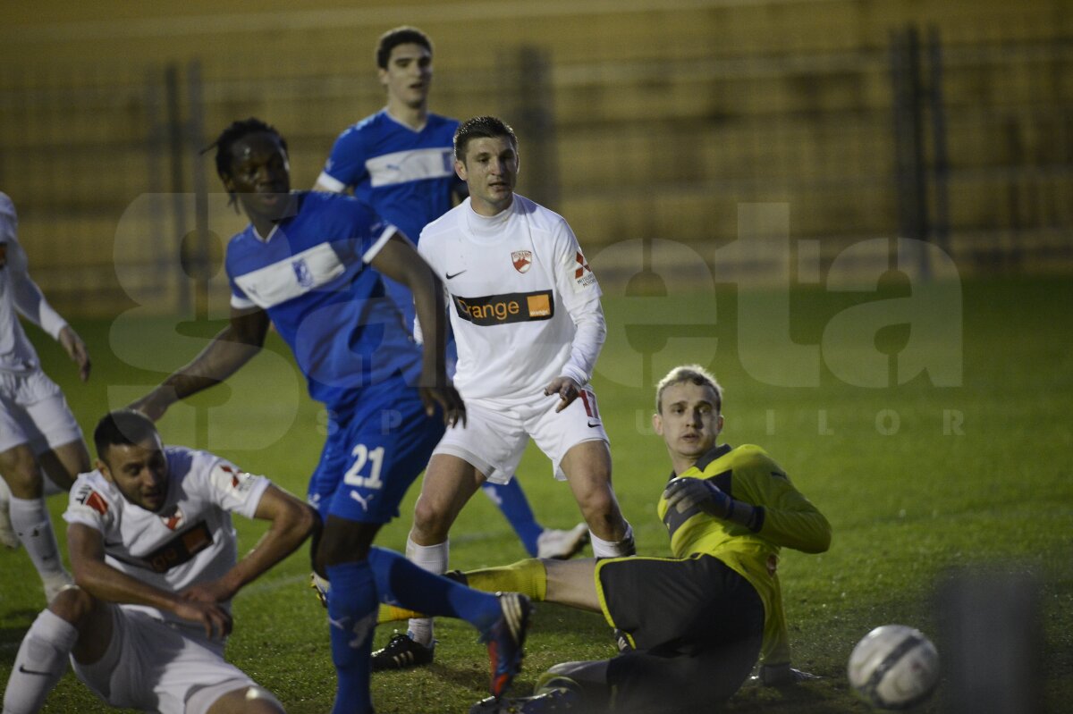 FOTO + VIDEO Prima victorie din Spania » Dinamo - Lech Poznan 3-1