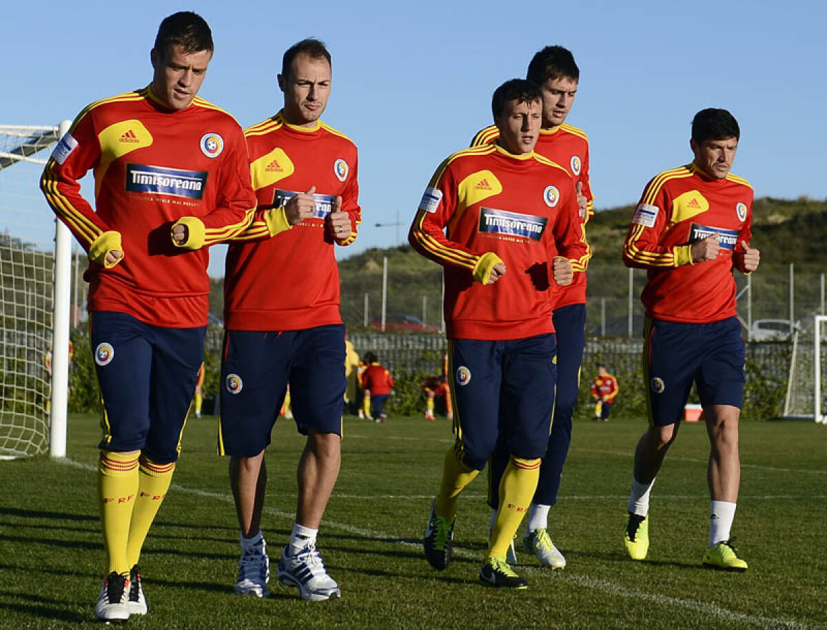 "Naţionala" în varianta matură pare superioară fizic celei din partida cu Polonia » "Ăia mici păreau nemîncaţi"
