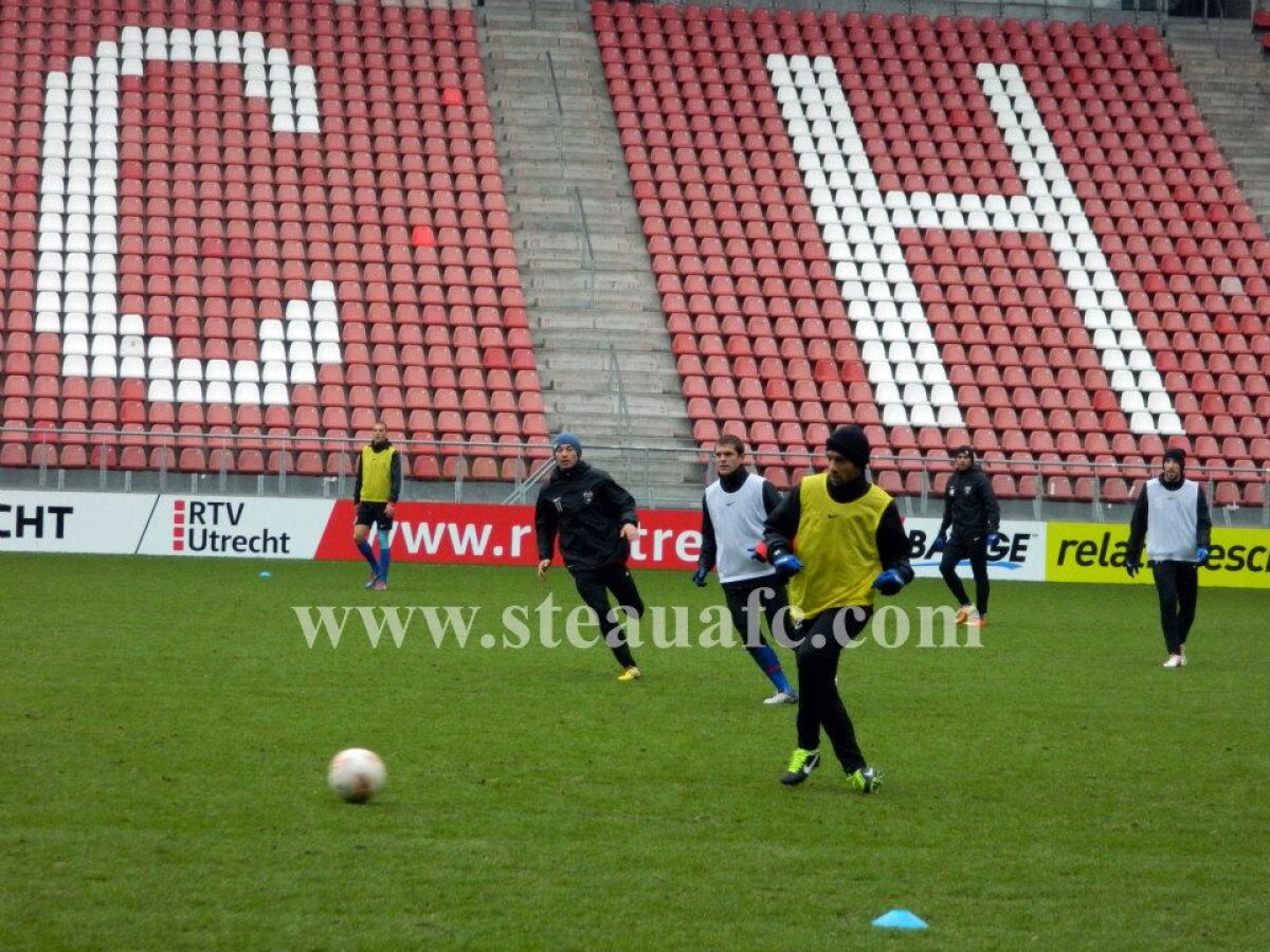 FOTO Steliştii s-au antrenat şi astăzi pe stadionul din Utrecht