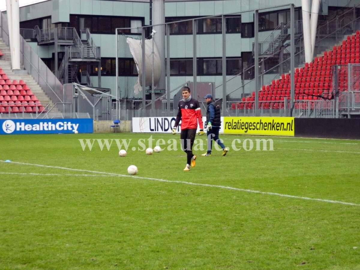 FOTO Steliştii s-au antrenat şi astăzi pe stadionul din Utrecht