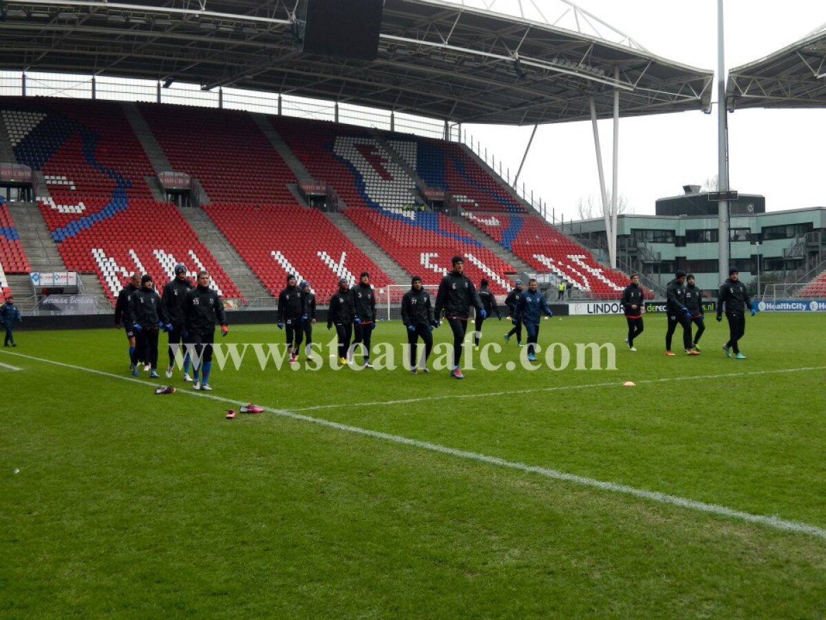 FOTO Steliştii s-au antrenat şi astăzi pe stadionul din Utrecht