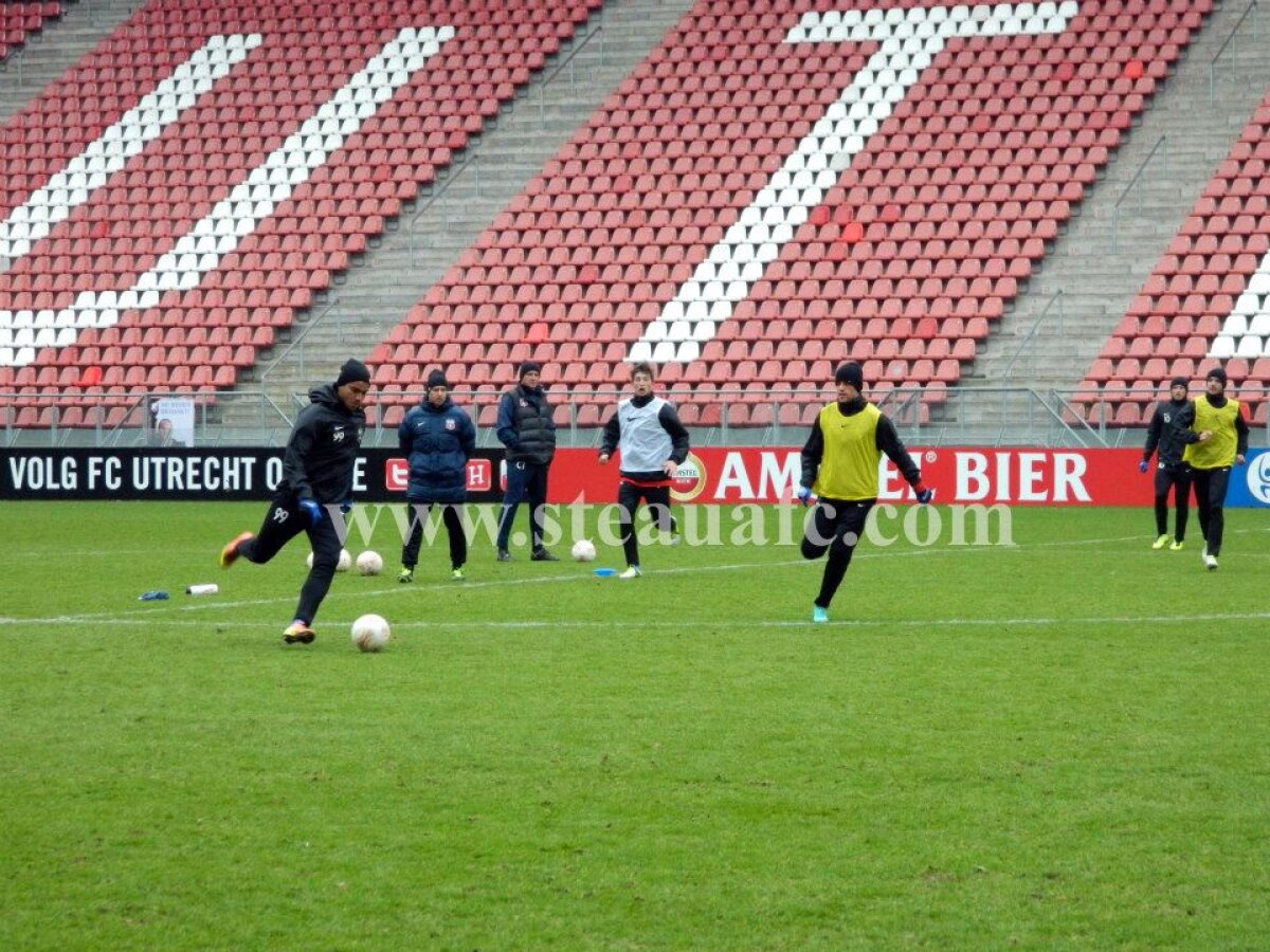 FOTO Steliştii s-au antrenat şi astăzi pe stadionul din Utrecht
