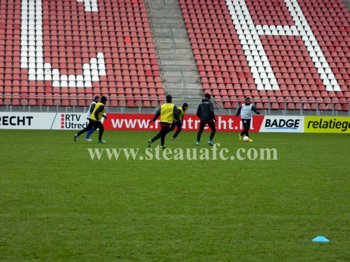 FOTO Steliştii s-au antrenat şi astăzi pe stadionul din Utrecht