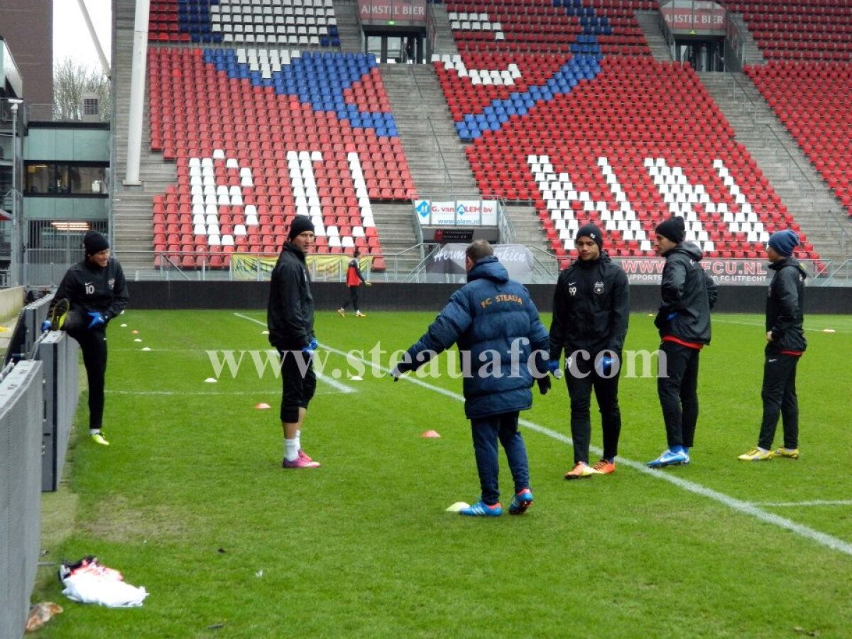 FOTO Steliştii s-au antrenat şi astăzi pe stadionul din Utrecht