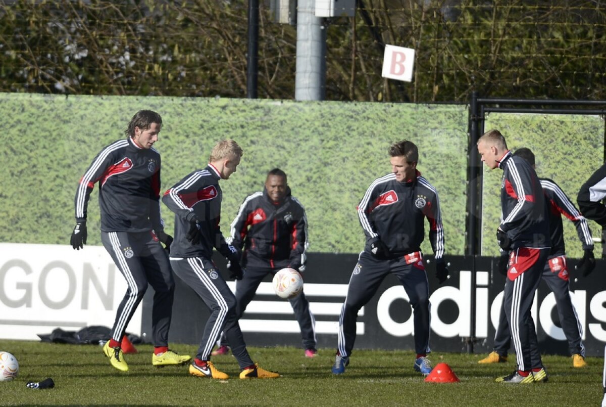 FOTO Pe ultima sută de metri » Ajax a efectuat antrenamentul oficial înaintea meciului cu Steaua